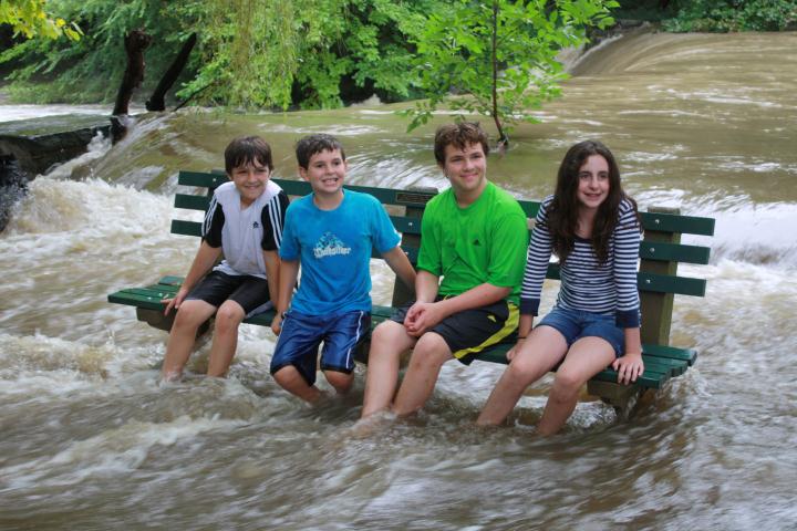 Jonathan, Brian, Robert, Isabel
