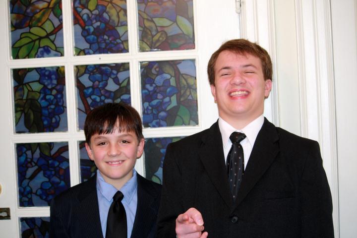 Nobody believes they are twins