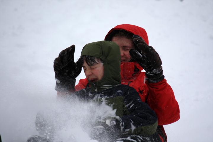 snow spray